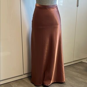 🩷 HOST PICK NWOT Blush Satiny Maxi Skirt Coord, Size L